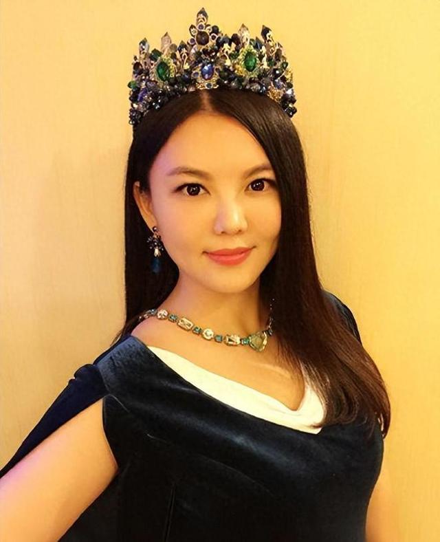 现在嫌她们丑，当年追成狗！这6位发福的女明星，当年都是大美女
