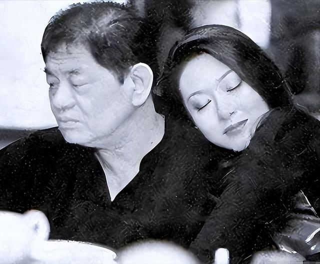 100多位情妇，包养费上亿元，9女同床却落得个凄凉下场、人财两空