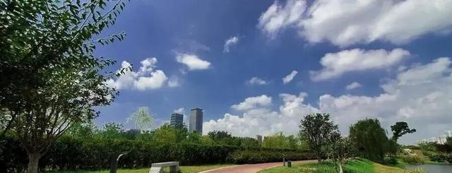 离开苏州，移居昆明两年了，对比下两地的生活吧！实话实说！