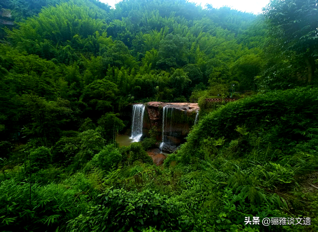 亿万年雕琢的红色奇观，中国八大世界遗产丹霞地貌，应该怎么游？