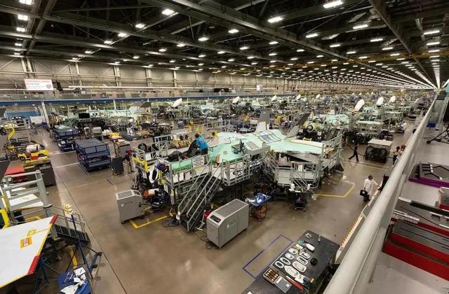 中方重拳砸下第6天	，高市早苗终于认怂，向全世界叫屈却无力报复