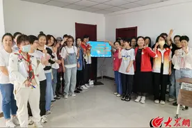 巧手编蛋兜 端午迎安康图片