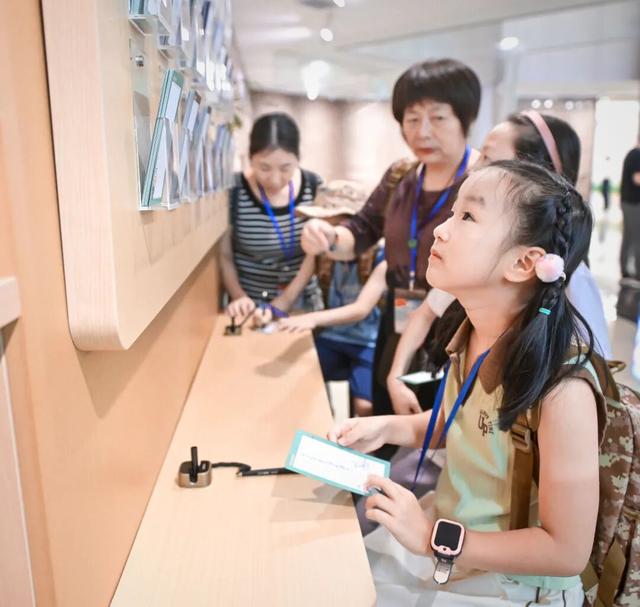 国庆假期，来赴一场双拥与国防之约