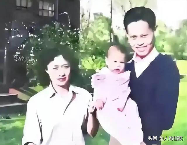 杨振宁家庭情况曝光：三个儿女拒学物理，都定居美国，很体谅翁帆