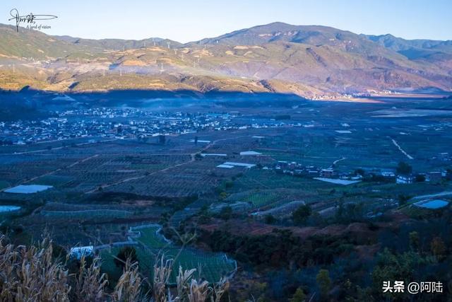 大理有个湿地很奇葩，水域面积少得可怜，路过的游客都看懵了