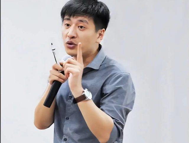 央视怒批！人民日报点名封杀！这5位目无法纪的大网红，彻底凉凉