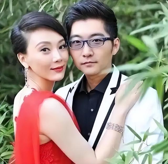 陈数综艺骚操作！网友：陈数两口子，不是一家人不进一家门