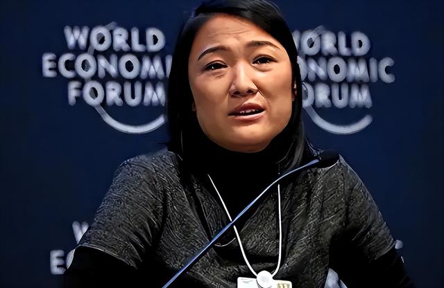 善恶终有报：疫情时对中国一毛不拔，却大方捐美国6亿，如今咋样