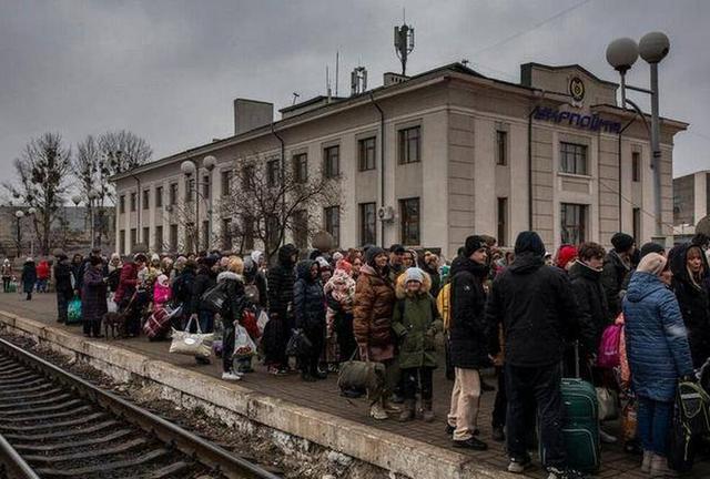 结束访华才5天，乌克兰公开翻脸：要制裁中国公民，逼中方选边站