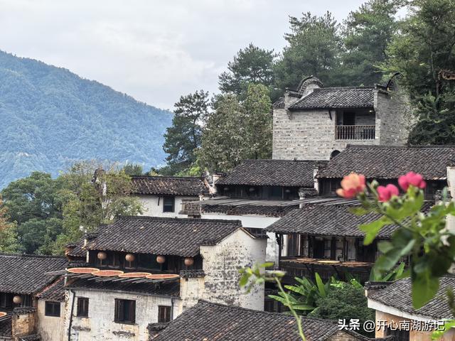 2025年秋老姐俩江西行，去篁岭看晒秋