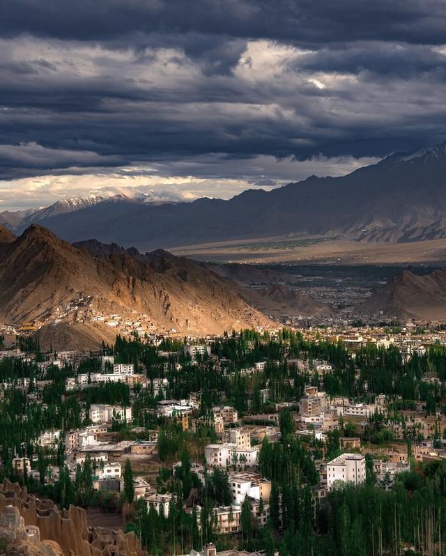 除台湾外，又一急需收回的土地，让印度侵占百年，面积超深圳20倍