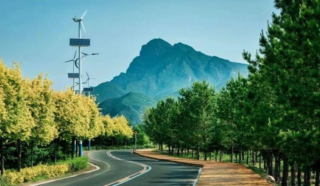 呼和浩特太会了！用“山、天、水、土、绿”拼出顶流🤩