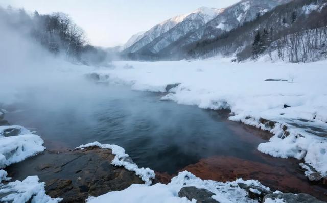 长白山冬日限定：冰封天池、雾凇魔界，一场与天地对话的旅程