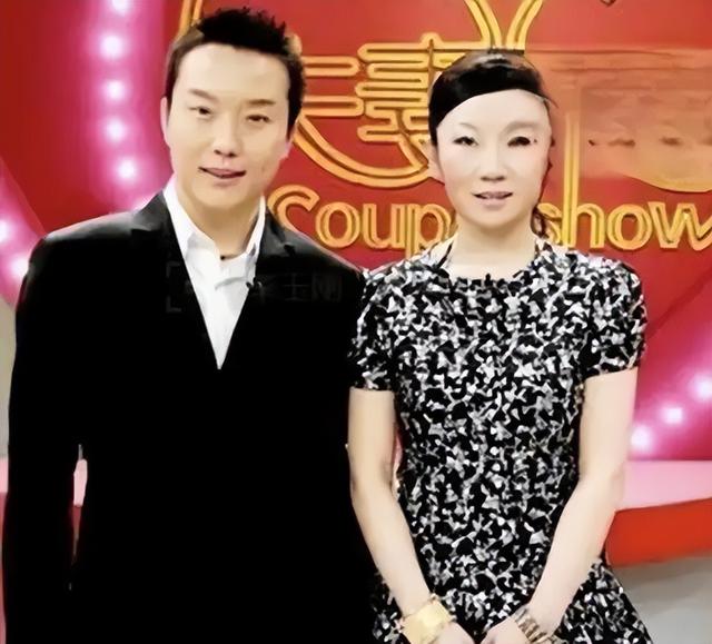 这一次，47岁的"跳梁小丑"李玉刚，如今已彻底走上了另一条道路