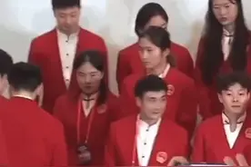 莎莎和大头去香港啦，他俩在香港发生了好几件有趣的事，太逗了图片