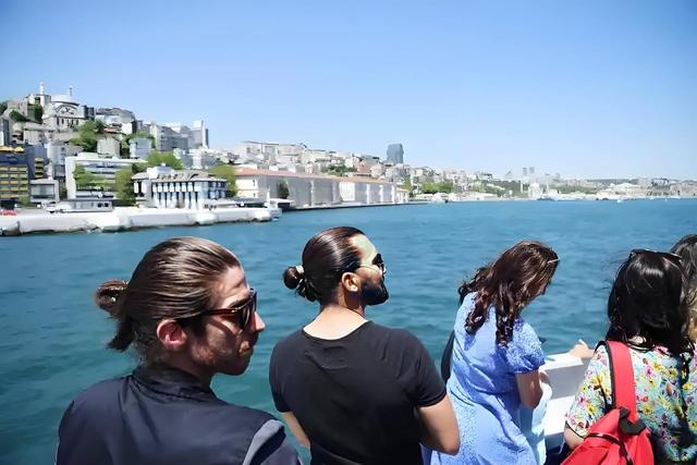 欧盟签证政策骤变！俄罗斯人赴欧难如登天，地缘博弈加剧俄欧隔阂