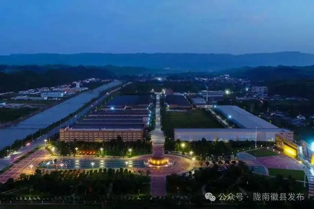 四天三夜游经典路线全规划，深度体验陇上江南的秋日风情