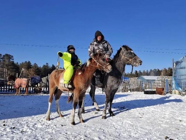 新巴尔虎左旗冬季牧户游 解锁银色呼伦贝尔！