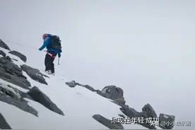 王一博拼命录的节目没火,却因问了一句话被骂文盲火了!网友吵翻天图片