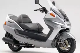 二轮考古学：曾经大型踏板车的巅峰之作-雅马哈马杰斯特编年史图片