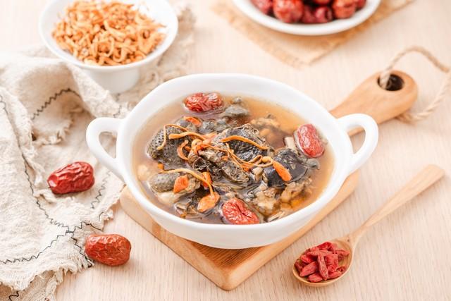 医生再三劝告：和中年男性肾病患者吃饭，一定注意 4 事不要疏忽！