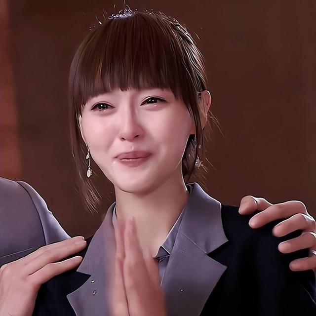 离婚传闻真相大白？罗晋父亲去世揭开谜底，唐嫣IP上海引发争议