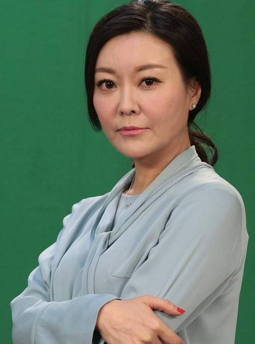 王小骞分享矮小症女儿近况，11岁早早经过2年治疗	，身高已长到150