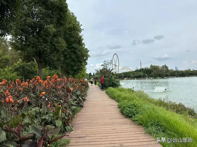 周末徒步，爬西山、走千步岩、过东风坝，我们在山水间快乐行走