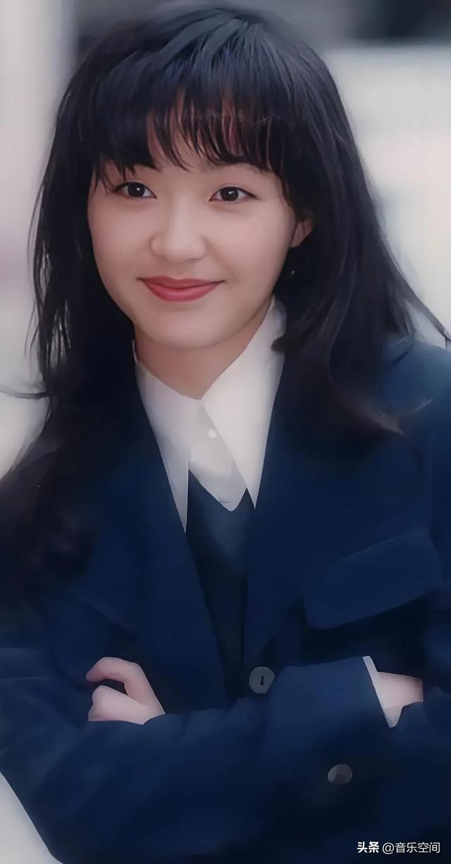 歌手陈慧娴，单眼皮，年轻时很清纯