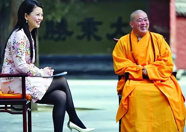 李湘不再隐瞒！公开与释永信真实关系，亲密照真相终于水落石出！