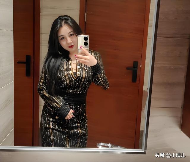 偷税暴雷！“捞女教母”靠毒鸡汤年入1.4亿，如今下场大快人心
