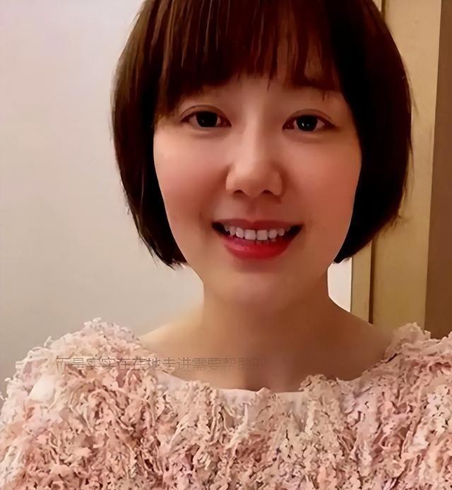 讨好大佬、陪睡上位、遭央视开除，被传与小尼结婚的她如今怎样