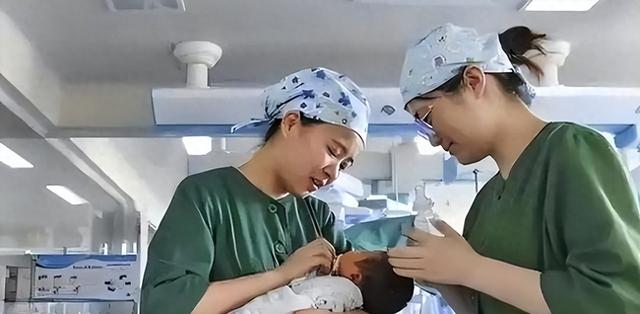 中国将迎人口死亡高峰！22年1041万，23年1100万，去年死亡多少？