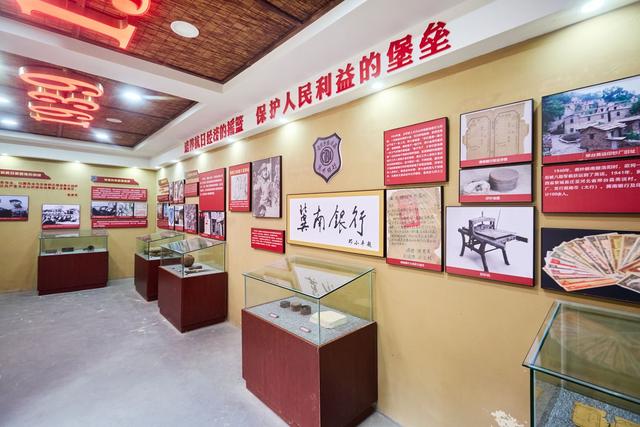 邢台英谈古寨，古色古香，历史悠久，现在成为一座“北方小苗寨”