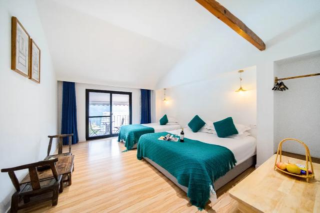 在临安,怎样才算“真土豪”?答案:买猪送房!