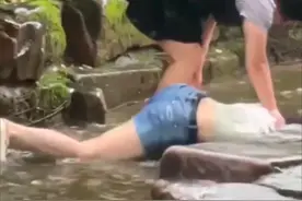 反转了！女子被闺蜜按水里任其挣扎后续，本人发声！不是因为嫉妒图片