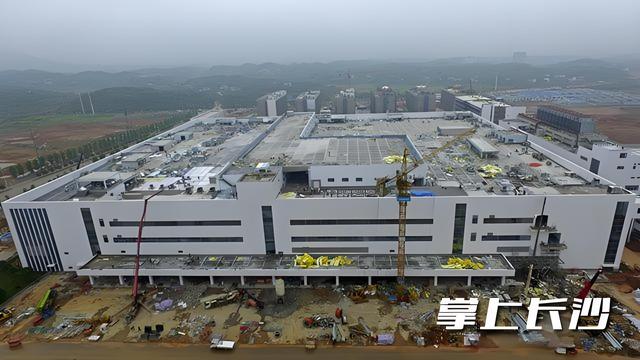 为讨好美国落井下石，狠心扣押华为7亿物资，如今它尝到报应了