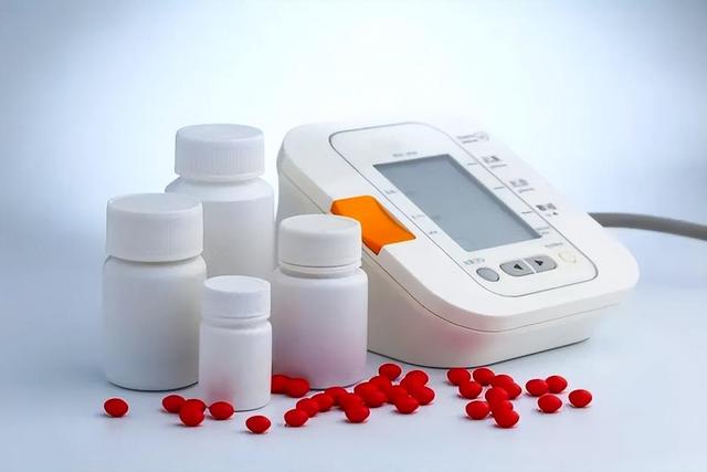 吃降压药不能碰鸡蛋？医生提醒：不只鸡蛋，这3物再馋也要管住嘴