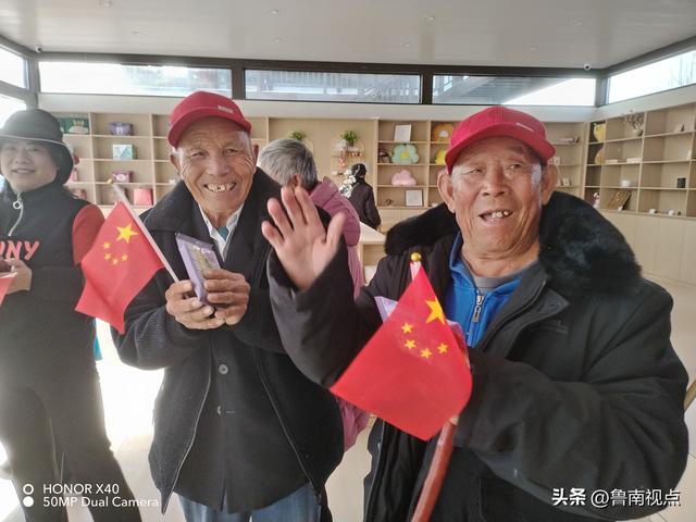 颐源医养组织老人游杜庄桃花源 龟山景区 解锁冬日康养新体验