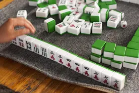 打麻将什么是伪情感张？辨别好这两个点，实战中才能减少失误！图片