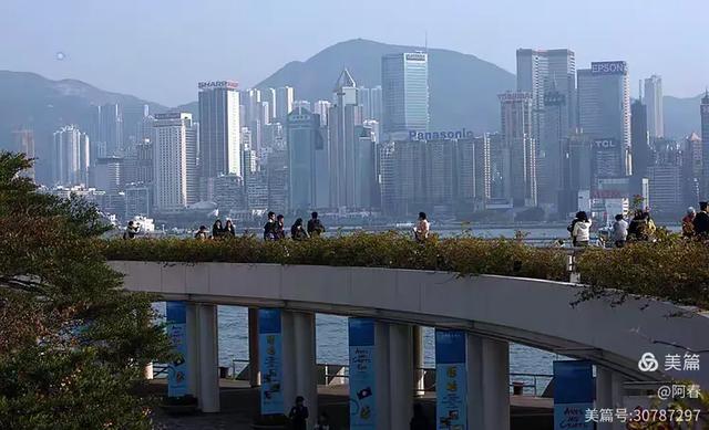 东方明珠香港散记