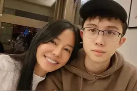 被母爱毁掉的星二代:母乳12年，同床15年，荒唐的事还在后面....图片