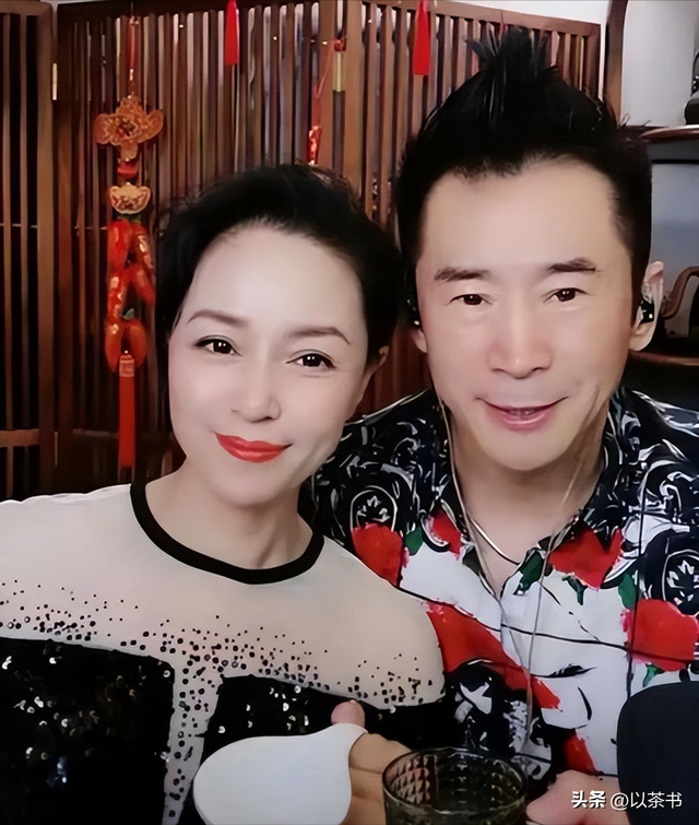 原来他们是两口子，戏里戏外都是夫妻	，结婚26年坚持丁克不生孩子