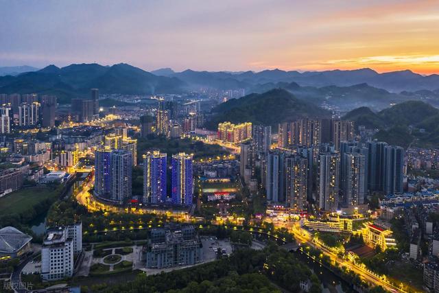 继贵阳之后，贵州省又一“黑马城市”要起飞，比毕节更有底蕴