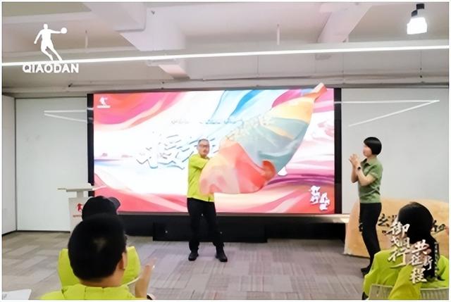 御戈同行，共征新程：中乔体育戈壁远征军第一师启航