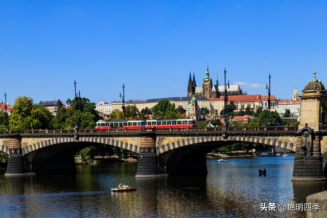 欧游杂记（14）‖ 布拉格：被我们严重低估的“千塔之城”
