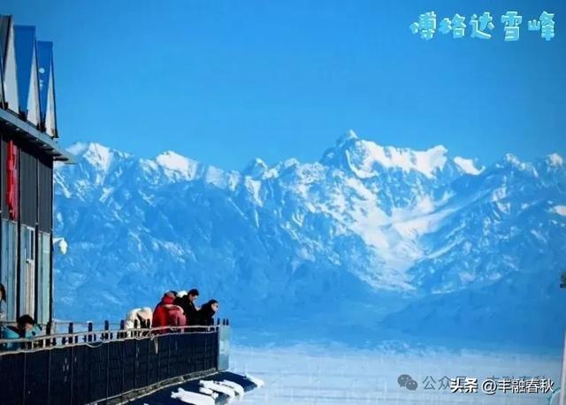乌鲁木齐:冰雪旅游新场景| 冯作平