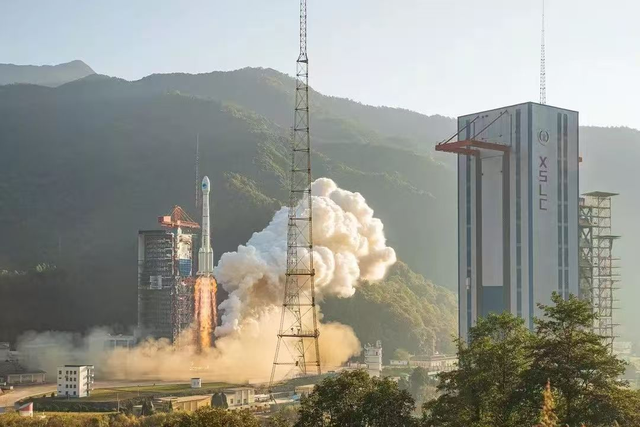 看见西昌的力量丨月出西昌 箭指苍穹：一座城的天地团圆梦