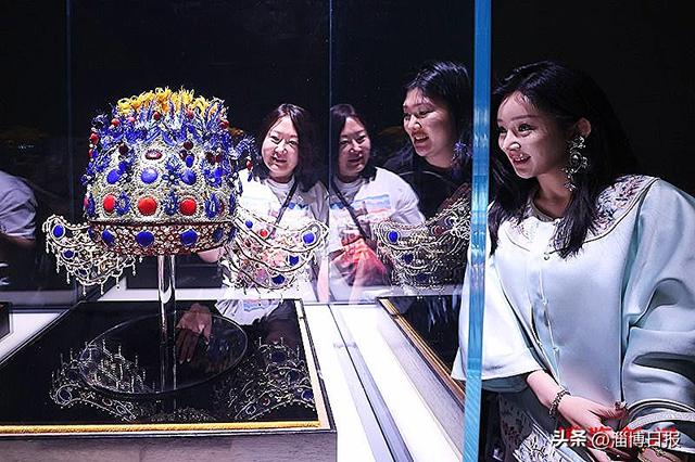 千年炉火炼就琉璃传奇 博山千年技艺的璀璨绽放 绘就全域文旅新画卷