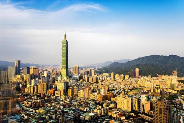 美专家罕有发声：特朗普应与北京达协议，缓台海局势	，避美中战争